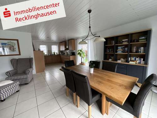 Foto - Haus zum Kaufen in Oer-Erkenschwick 575.000,00 € 125.37 m²