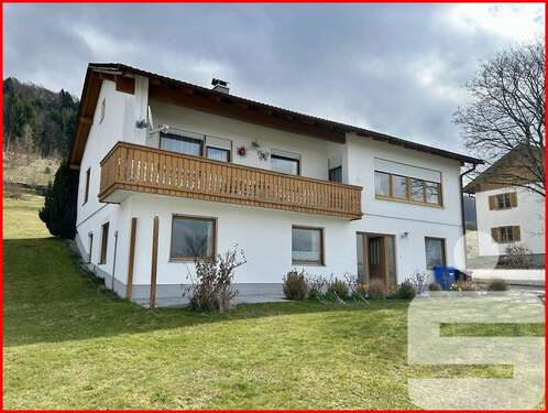 Foto - Haus zum Kaufen in Waldkirchen 299.000,00 € 178 m²