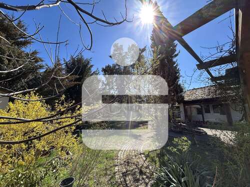 Foto - Haus zum Kaufen in Nürnberg 1.200.000,00 € 185 m²