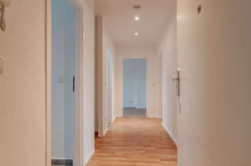 Foto - Wohnung zum Mieten in Berlin 912,00 € 70.1 m²