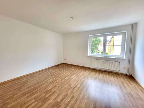 Foto - Wohnung zum Mieten in Ascherlsleben 350,00 € 68 m²