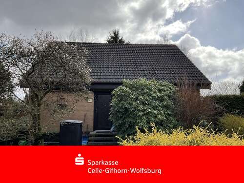 Foto - Haus zum Kaufen in Sprakensehl 111.000,00 € 99.9 m²