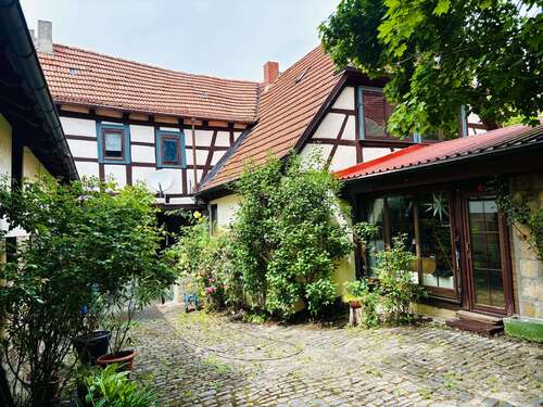 Foto - Haus zum Kaufen in Hofheim 340.000,00 € 280 m²