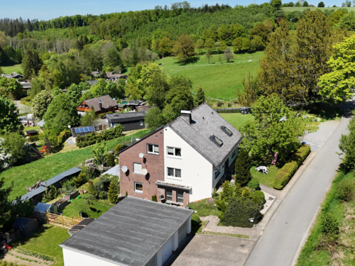 Foto - Haus zum Kaufen in Warstein 249.000,00 € 266 m²