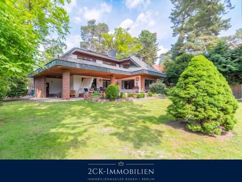 Foto - Haus zum Kaufen in Berlin 1.700.000,00 € 227 m²