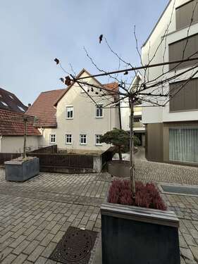 Foto - Wohnung zum Mieten in Metzingen 1.325,00 € 141.8 m²
