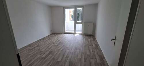 Foto - Wohnung zum Mieten in Borna 420,00 € 64.79 m²