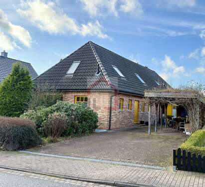 Foto - Haus zum Kaufen in Neumünster Gadeland 595.000,00 € 199.73 m²