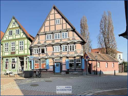 Foto - Haus zum Kaufen in Celle 495.000,00 € 208 m²