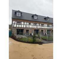 Haus zum Mieten in Hennef 1.550,00 € 104 m²