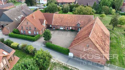 Foto - Haus zum Kaufen in Lindhorst 799.000,00 € 446 m²