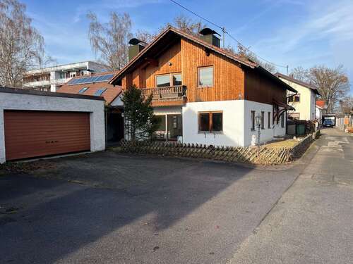Foto - Haus zum Kaufen in Höhenkirchen-Siegertsbrunn 945.000,00 € 182 m²