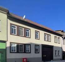 Haus zum Kaufen in Greußen 140.000,00 € 230 m²