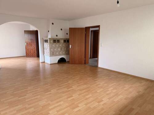 Foto - Wohnung zum Mieten in Weiden 900,00 € 122 m²