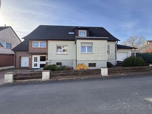 Foto - Haus zum Kaufen in Bad Pyrmont 220.000,00 € 164 m²