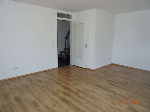 Foto - Haus zum Mieten in Husum 1.120,68 € 93.39 m²