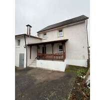 Haus zum Kaufen in Laubach 220.000,00 € 136 m²