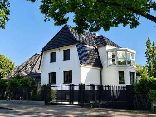 Foto - Haus zum Kaufen in Hamburg 1.690.000,00 € 292 m²