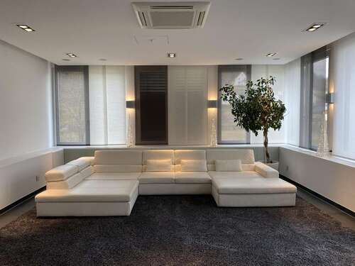 Foto - Wohnung zum Mieten in Egloffstein 3.800,00 € 304 m²