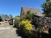 Haus zum Kaufen in Ehrenkirchen 590.000,00 € 215 m²