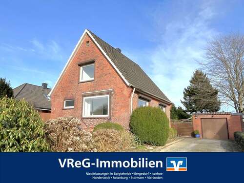 Foto - Haus zum Kaufen in Hohenaspe 215.000,00 € 79.39 m²