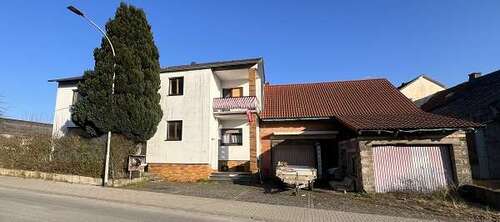 Foto - Haus zum Kaufen in Kefenrod 202.000,00 € 220 m²