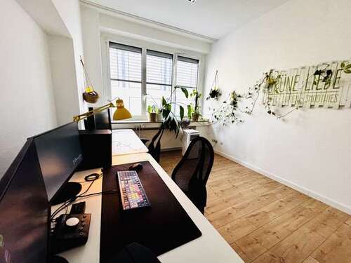 Foto - Büro in Köln 1.100,00 € 14 m² - 1.100,00&nbsp;EUR Kaltmiete, ca.&nbsp; 14,00&nbsp;m&sup2;