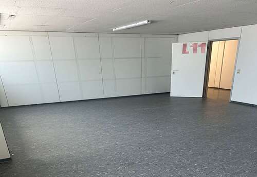Foto - Halle in Fellbach 589,85 € 41.37 m²