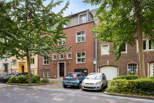 Foto - Haus zum Kaufen in Mönchengladbach 1.350.000,00 € 551 m²