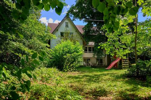 Foto - Haus zum Kaufen in Dreieich 2.290.000,00 € 322.44 m²