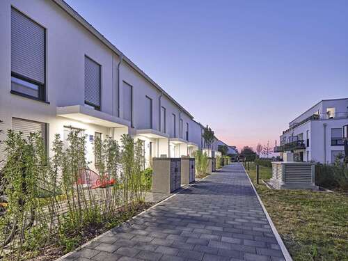 Foto - Haus zum Mieten in Vaterstetten 2.545,00 € 126.09 m²