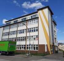 Halle in Berlin 19.000,00 € 2410 m²