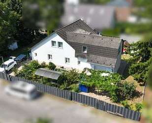 Haus zum Kaufen in Berlin Marzahn 790.000,00 € 218.26 m²
