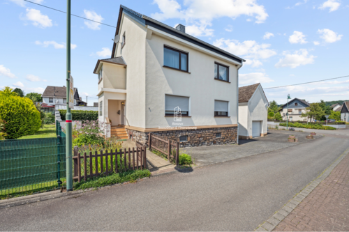 Foto - Haus zum Kaufen in Pracht 299.000,00 € 152 m²