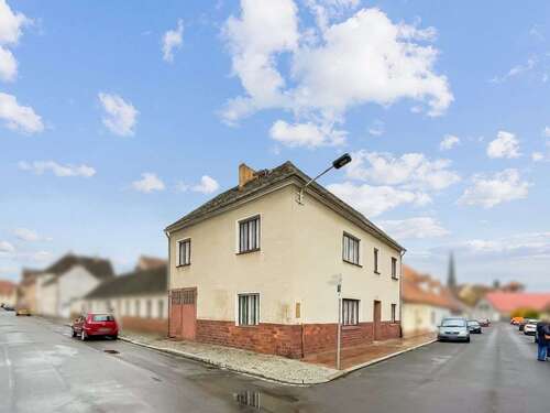 Foto - Haus zum Kaufen in Doberlug-Kirchhain 99.000,00 € 169 m²