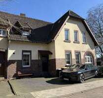 Haus zum Kaufen in Duisburg 360.000,00 € 120 m²