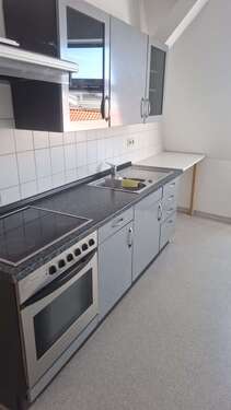 Foto - Wohnung zum Mieten in Halle 532,00 € 76 m²