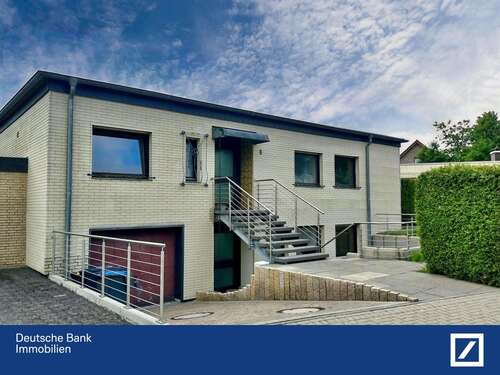 Foto - Haus zum Kaufen in Lage 389.000,00 € 196.41 m²