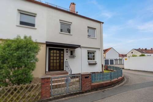 Foto - Haus zum Kaufen in Wendelstein 399.000,00 € 130 m²