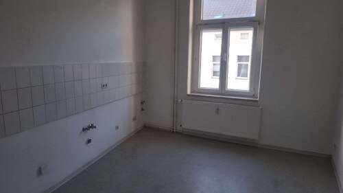 Foto - Wohnung zum Mieten in Halle 480,00 € 68.6 m²