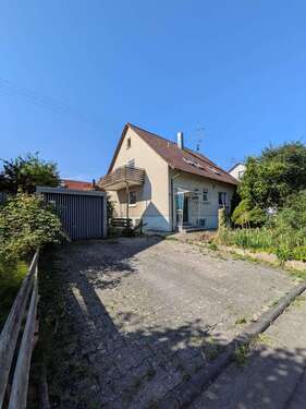 Foto - Haus zum Kaufen in Laupheim-Untersulmentingen 259.900,00 € 172 m²