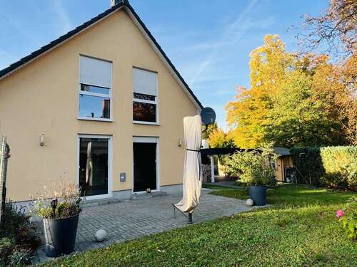 Foto - Haus zum Kaufen in Neuenhagen bei Berlin 499.999,00 € 104 m²
