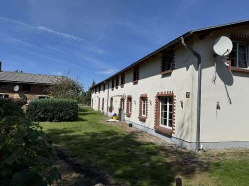 Foto - Haus zum Kaufen in Vogtshagen 658.000,00 € 510 m²