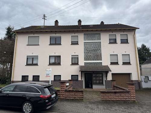 Foto - Haus zum Kaufen in Eppenbrunn 225.000,00 € 243.55 m²