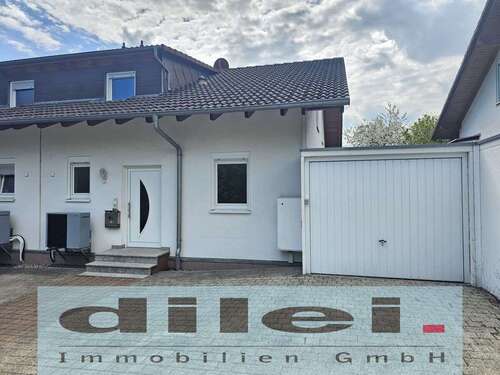 Foto - Haus zum Mieten in Wimsheim 1.600,00 € 120 m²