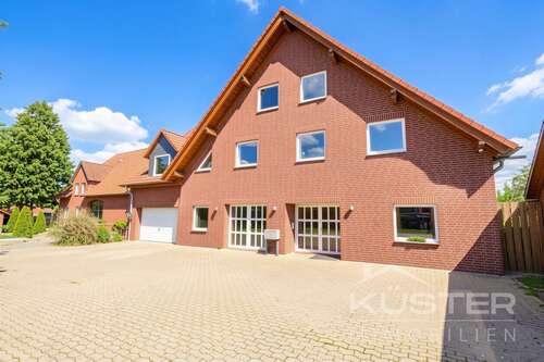 Foto - Haus zum Kaufen in Beckedorf 539.000,00 € 501 m²
