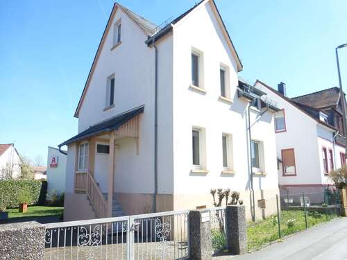 Foto - Haus zum Kaufen in Wehrheim 386.000,00 € 97 m²