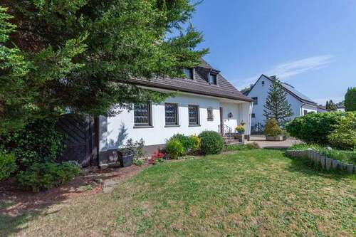 Foto - Haus zum Kaufen in Solingen 749.000,00 € 200 m²