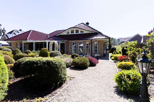 Foto - Haus zum Kaufen in Sustrum Neusustrum 595.000,00 € 292.2 m²