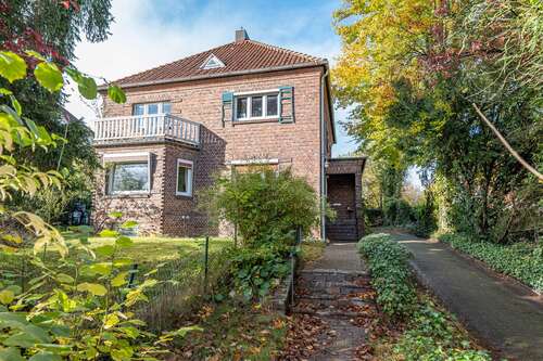 Foto - Haus zum Kaufen in Stade 598.000,00 € 233 m²